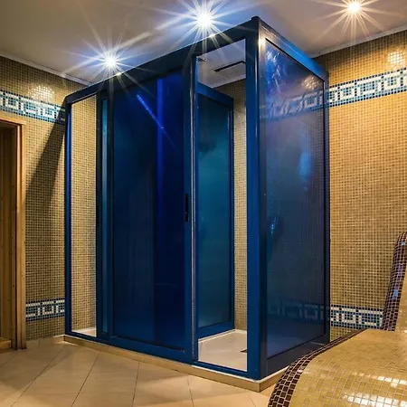 By Mountain Lakes Apartmanhotel